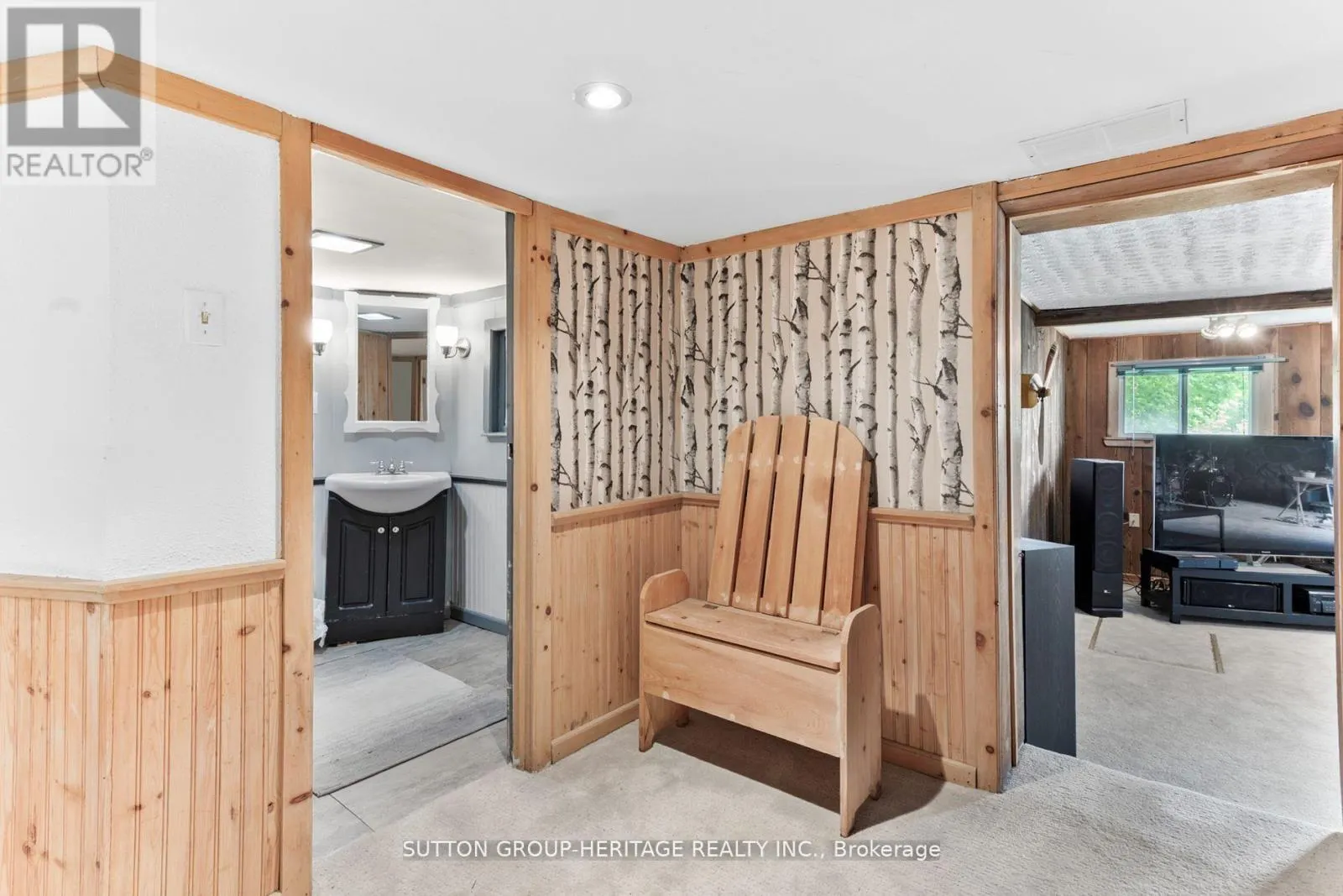 11900 UXB/BROCK TOWNLINE W