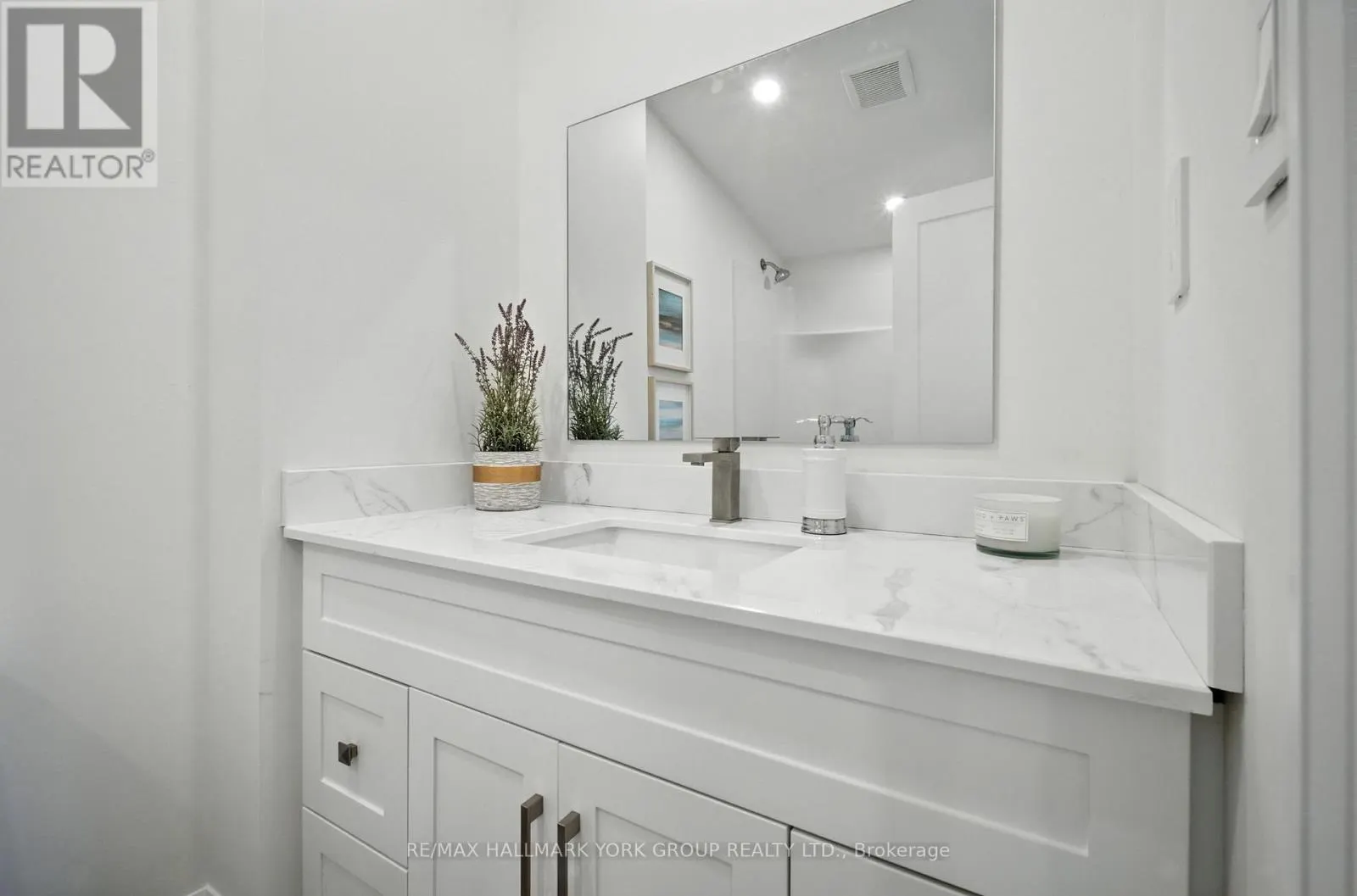 778 SHEPPARD AVENUE