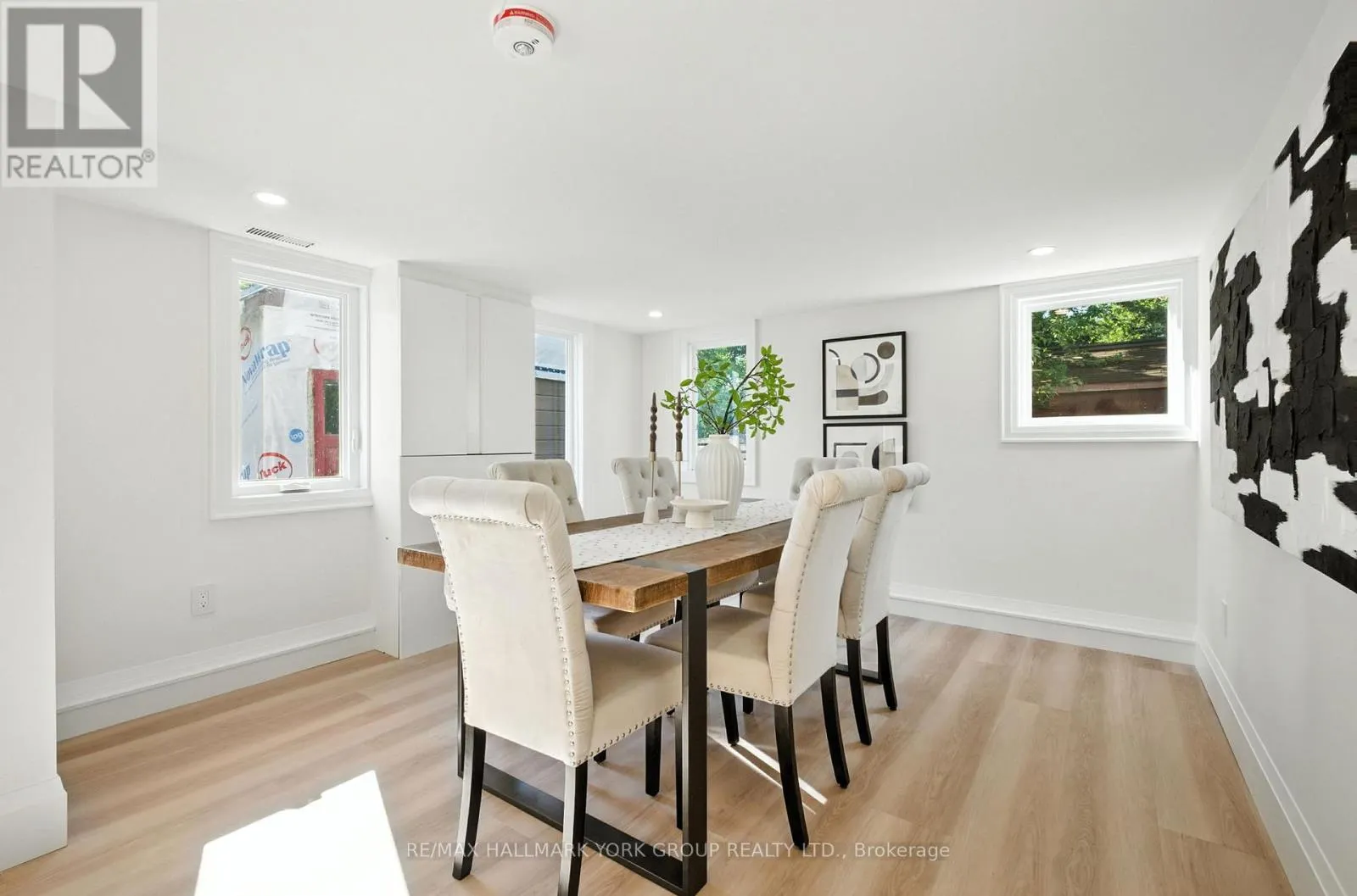 778 SHEPPARD AVENUE