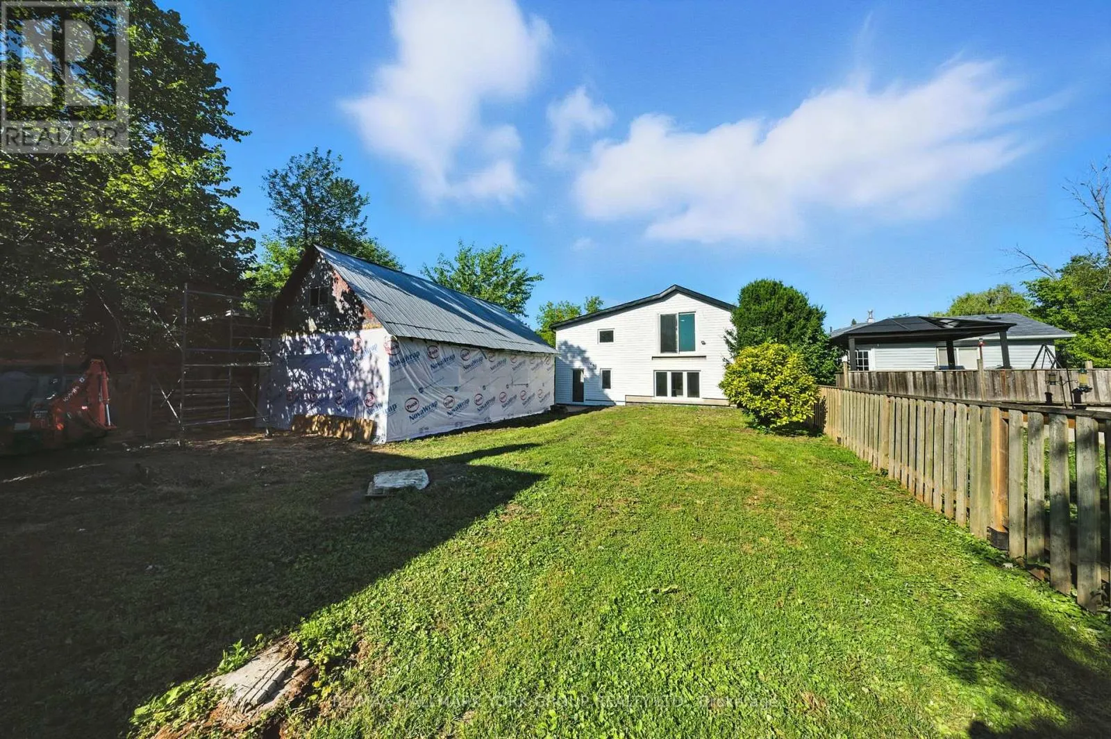 778 SHEPPARD AVENUE