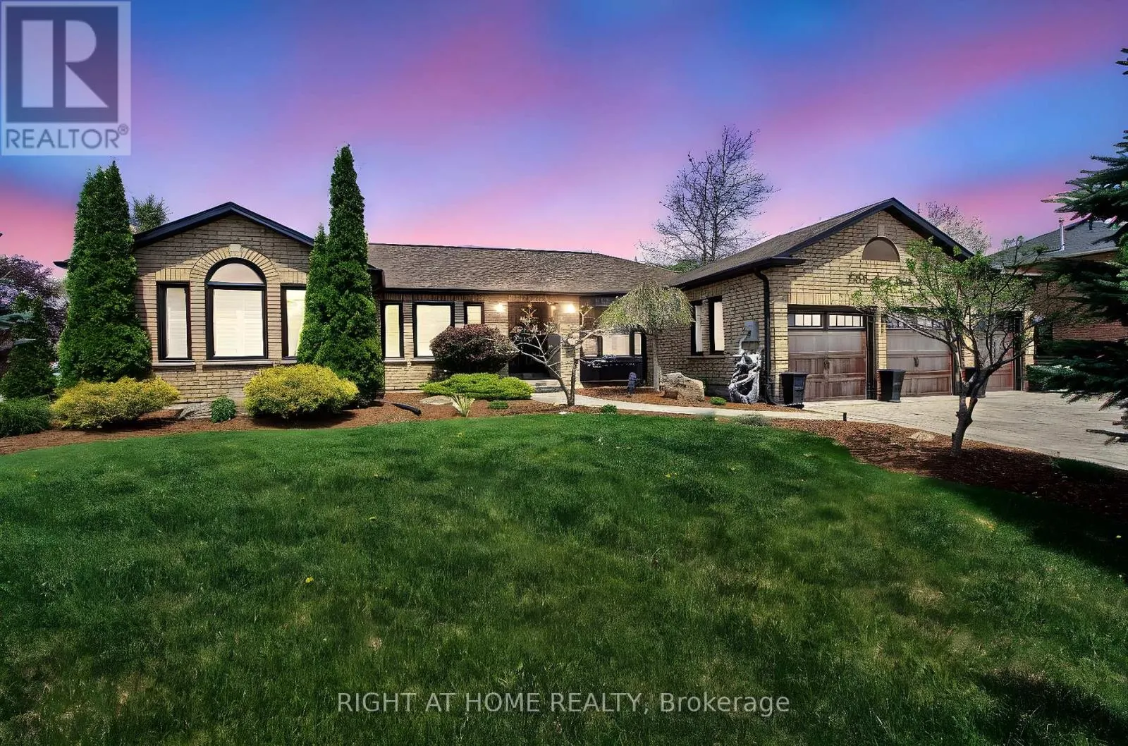 2706 SHERING CRESCENT