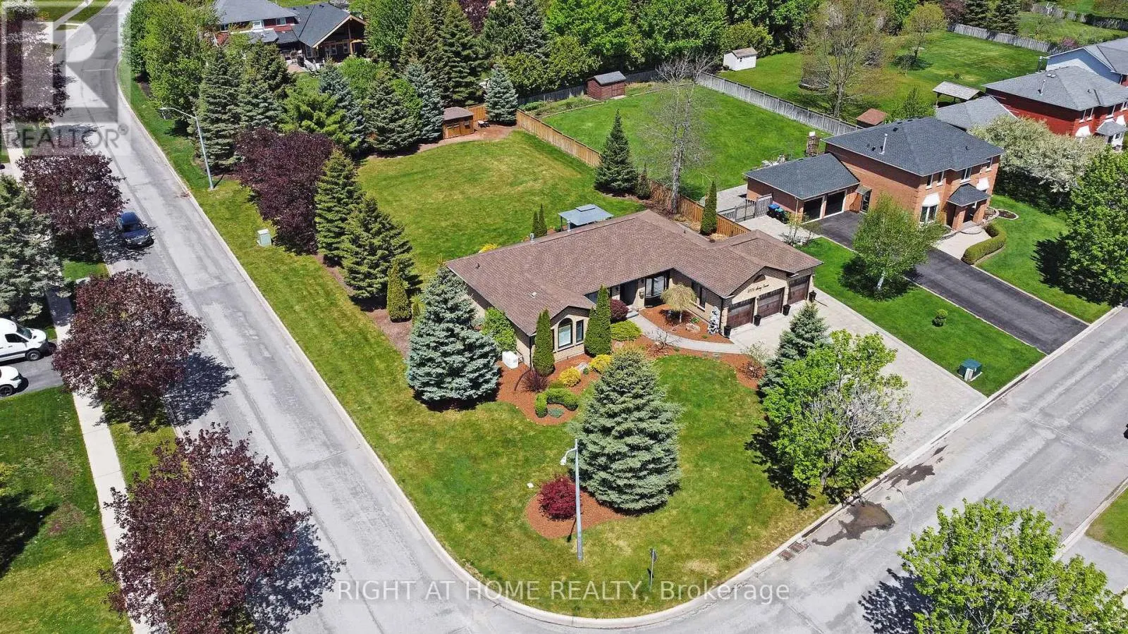2706 SHERING CRESCENT