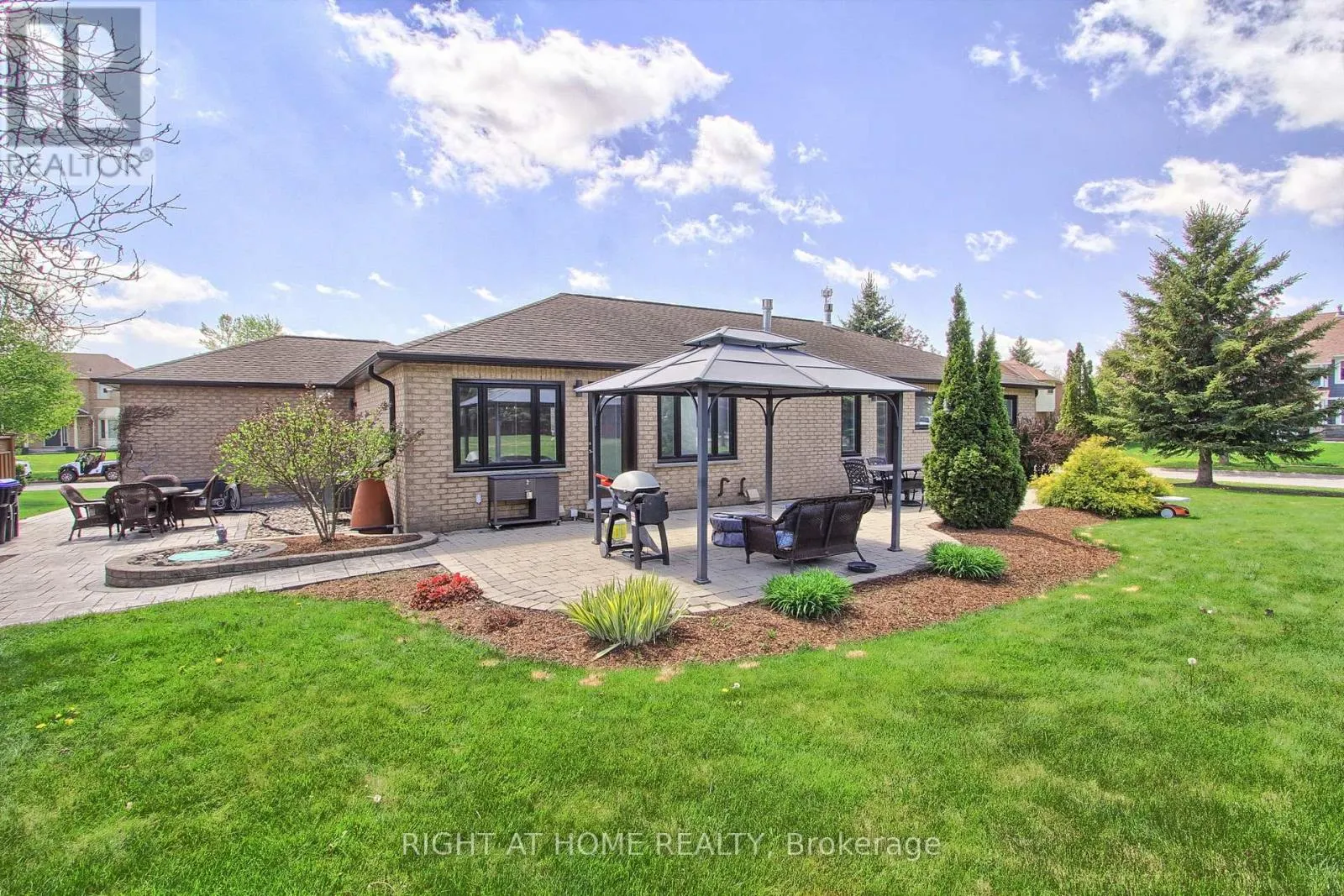 2706 SHERING CRESCENT