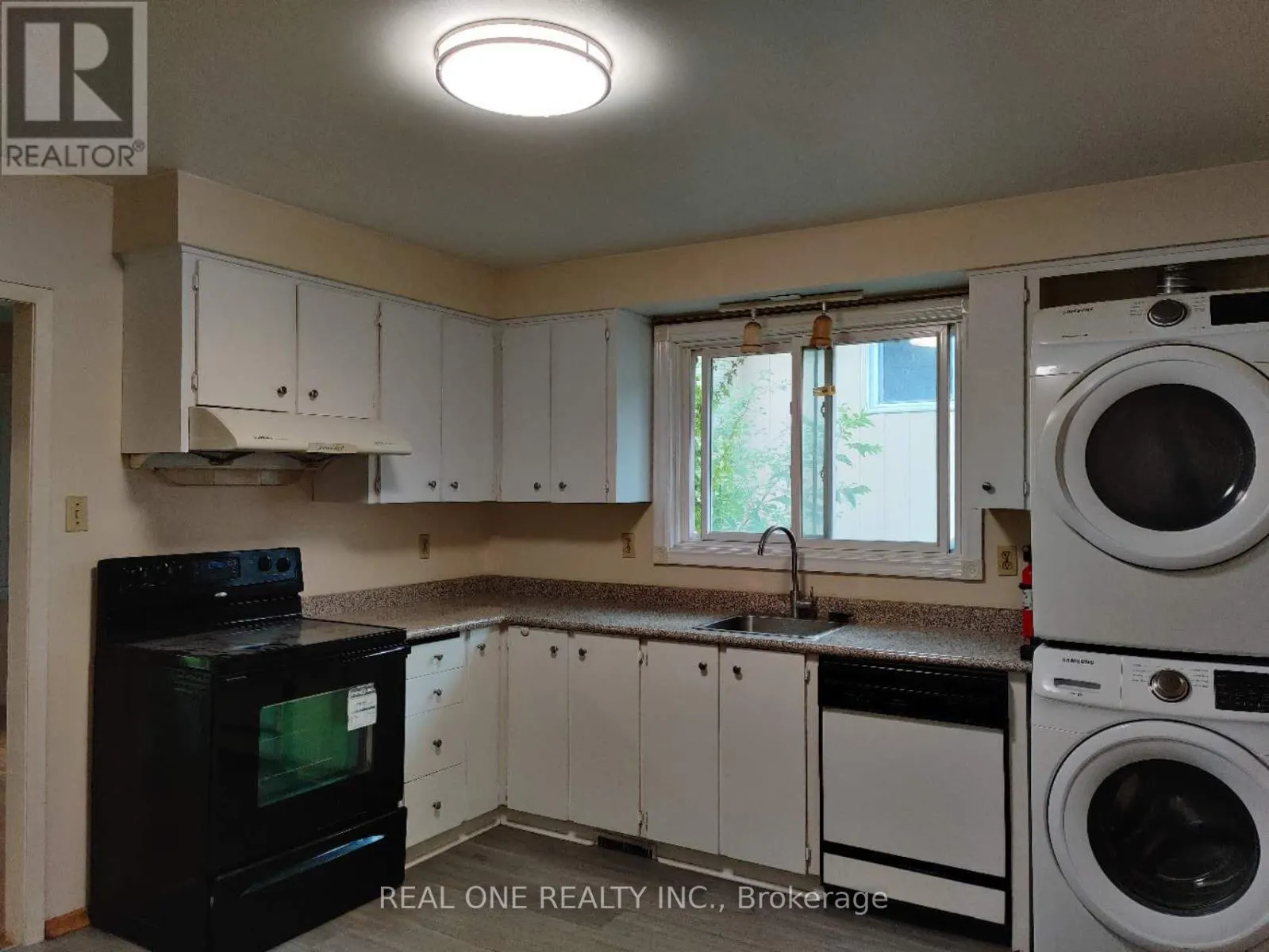 UPPER - 93 SOUTHDALE DRIVE