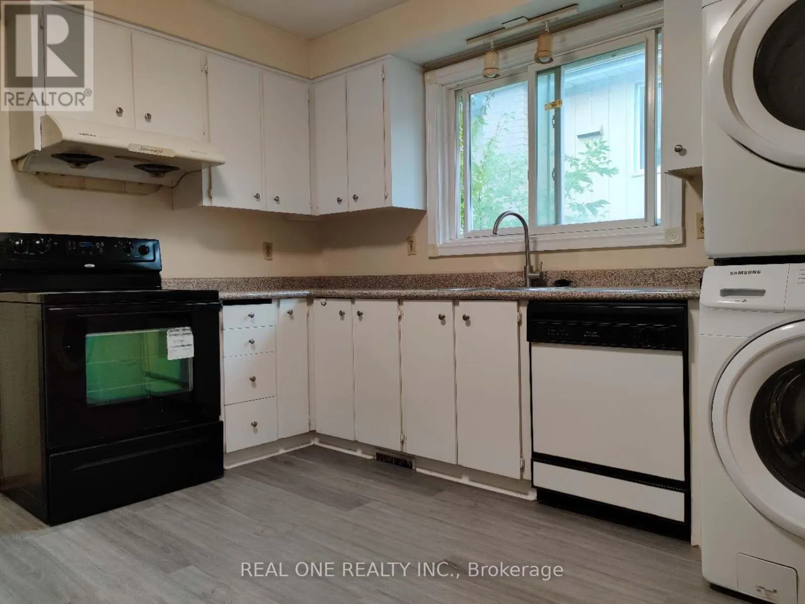 UPPER - 93 SOUTHDALE DRIVE