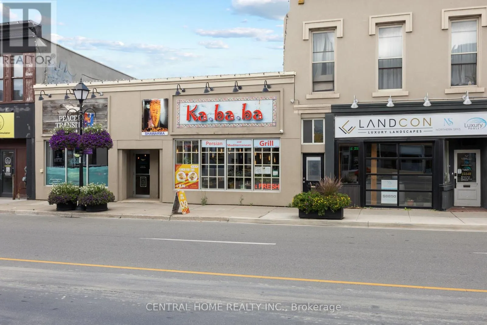 01 - 15236 YONGE STREET