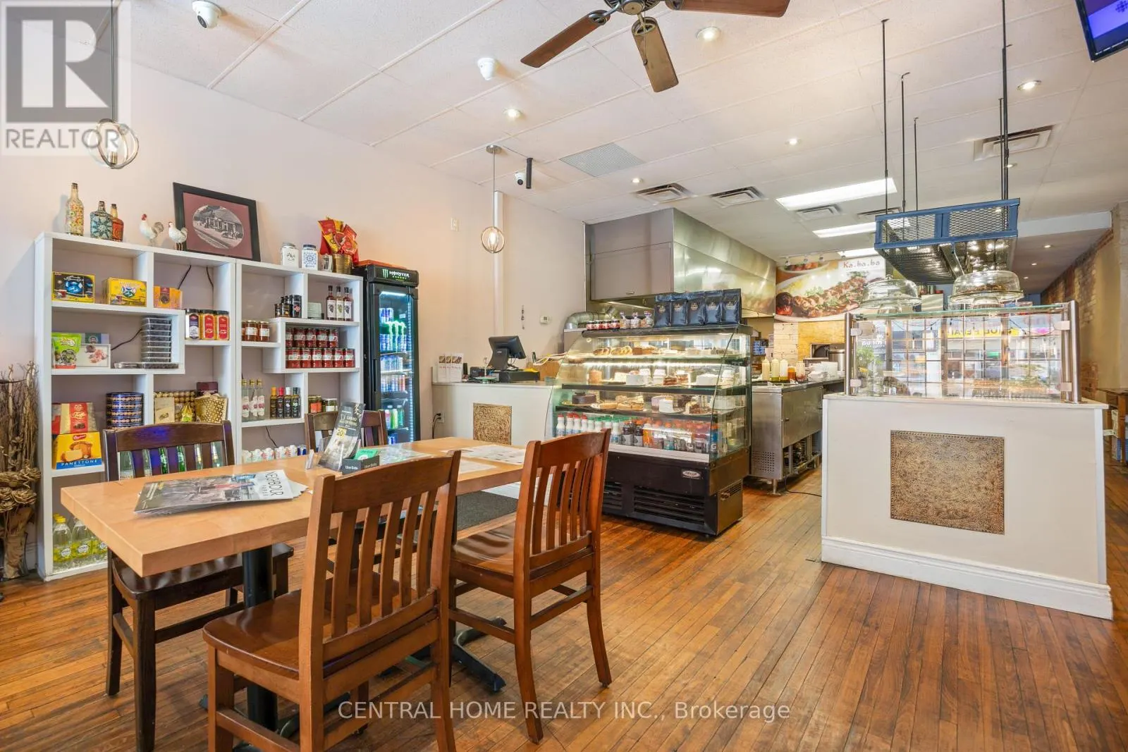 01 - 15236 YONGE STREET