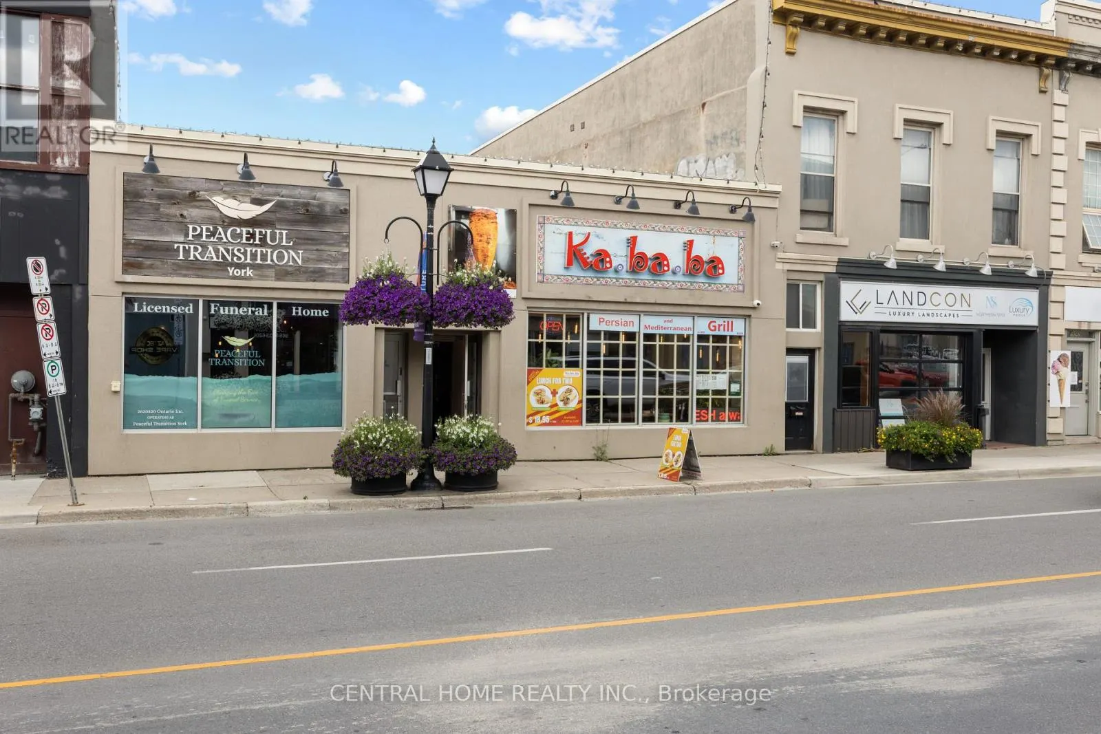 01 - 15236 YONGE STREET