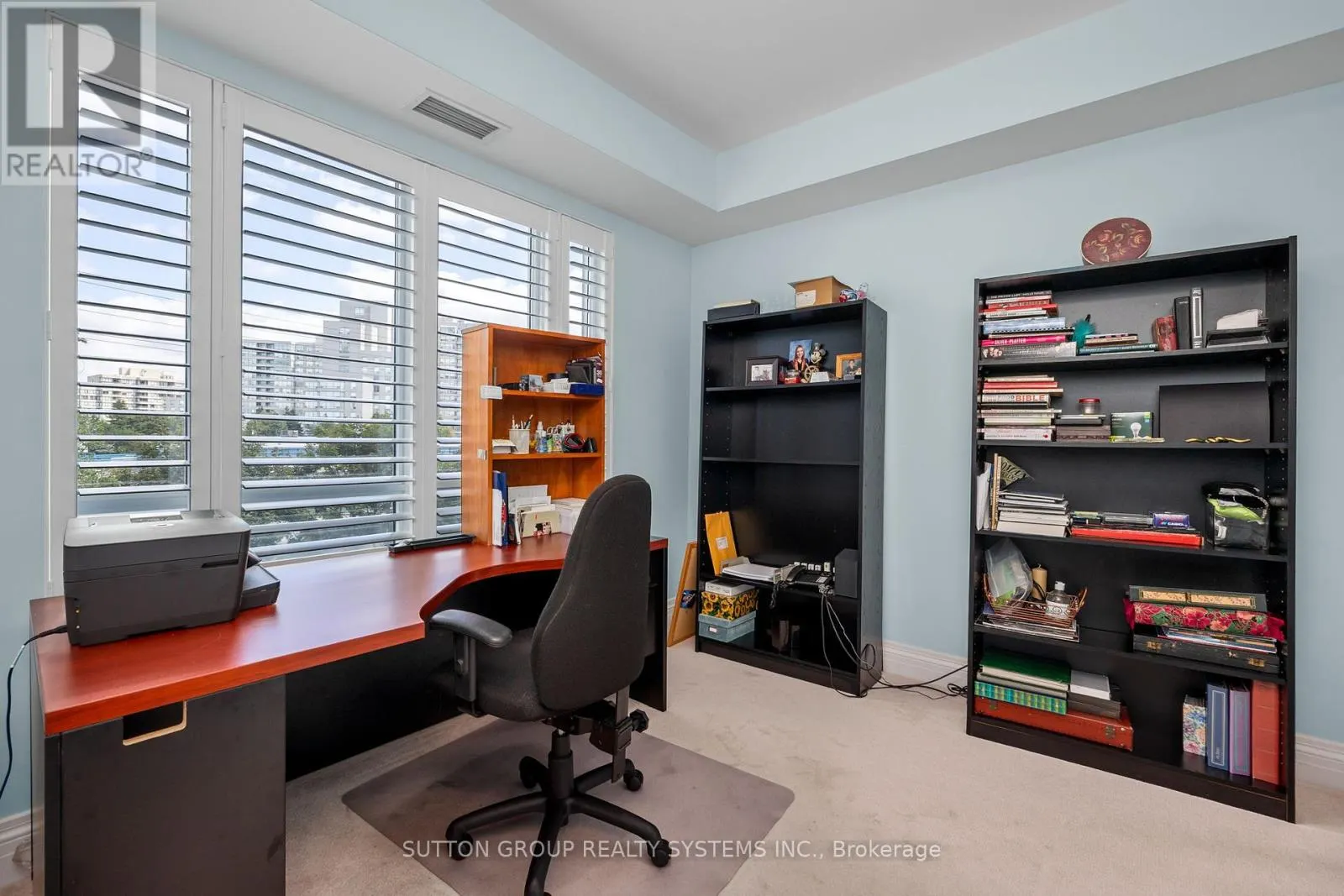 302 - 1 CORDOBA DRIVE