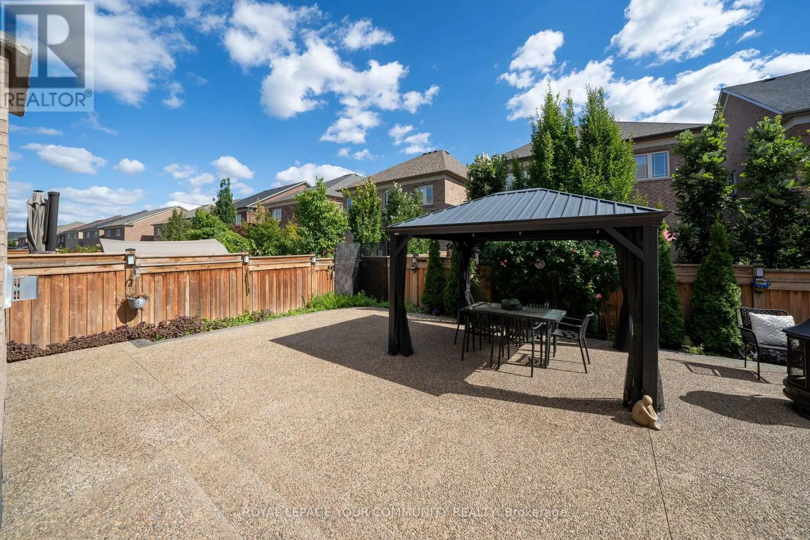 61 ROSS VENNARE CRESCENT