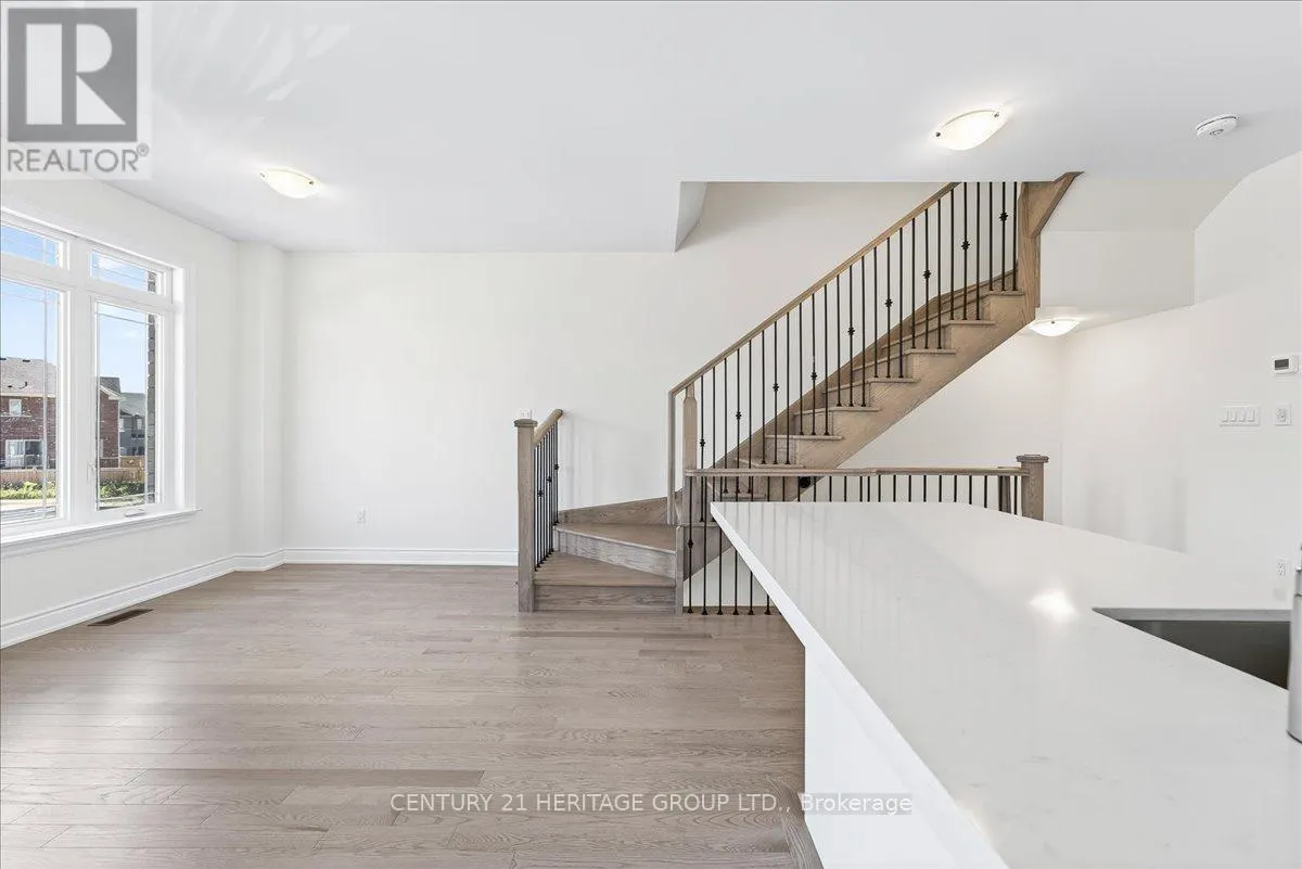 6 ELGIN COURT