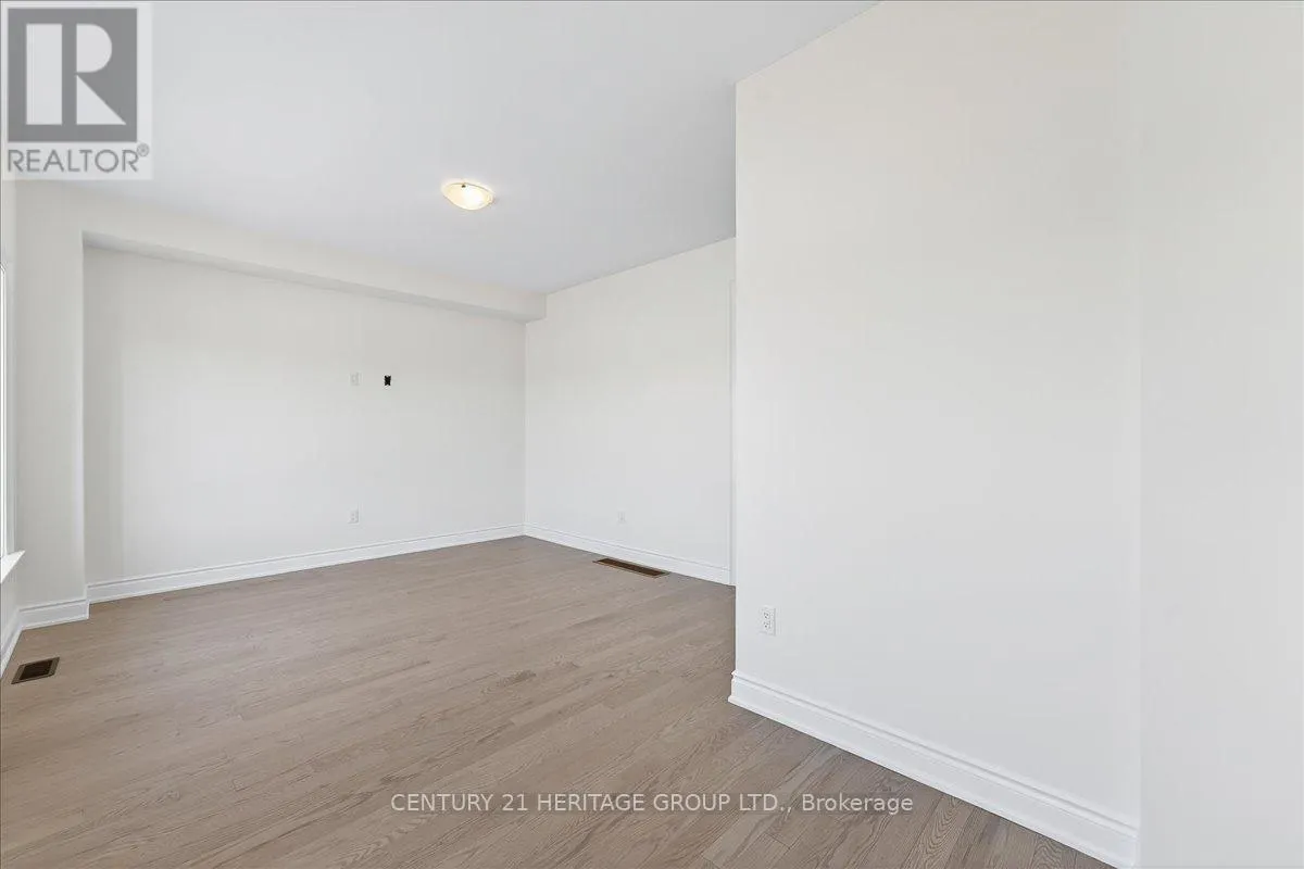 6 ELGIN COURT