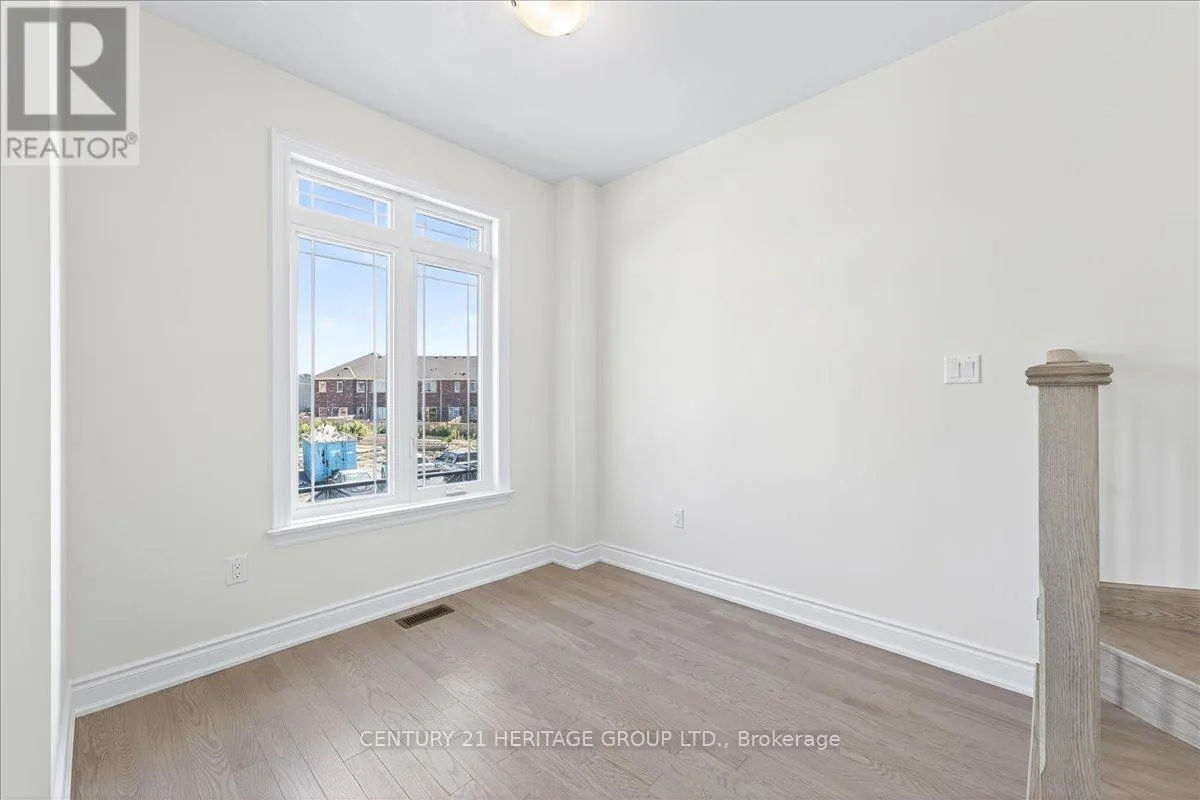 6 ELGIN COURT