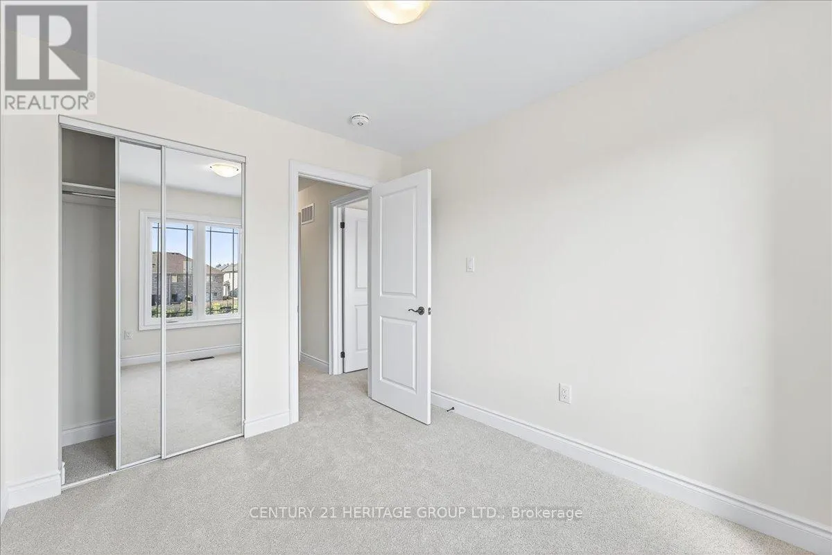 6 ELGIN COURT