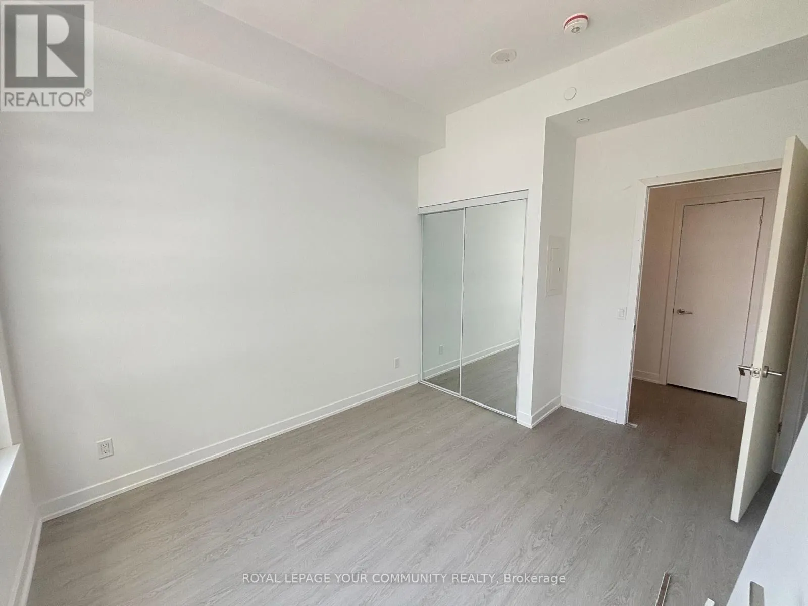 502 - 8188 YONGE STREET