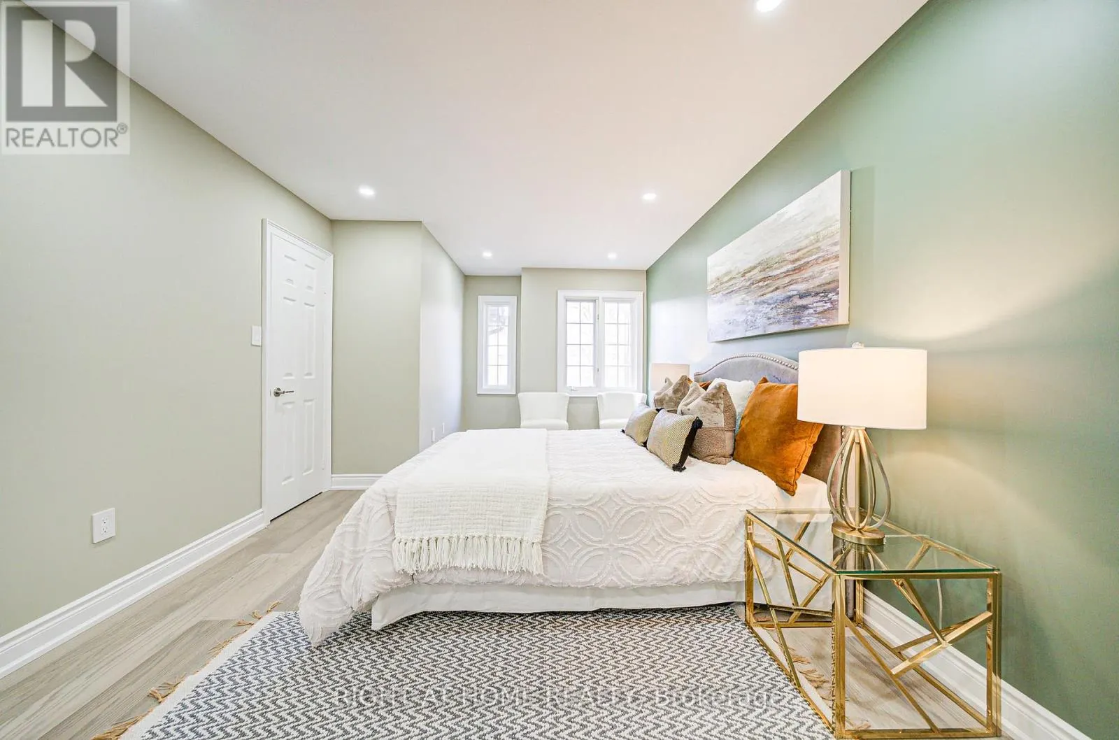 165 TRAIL RIDGE LANE