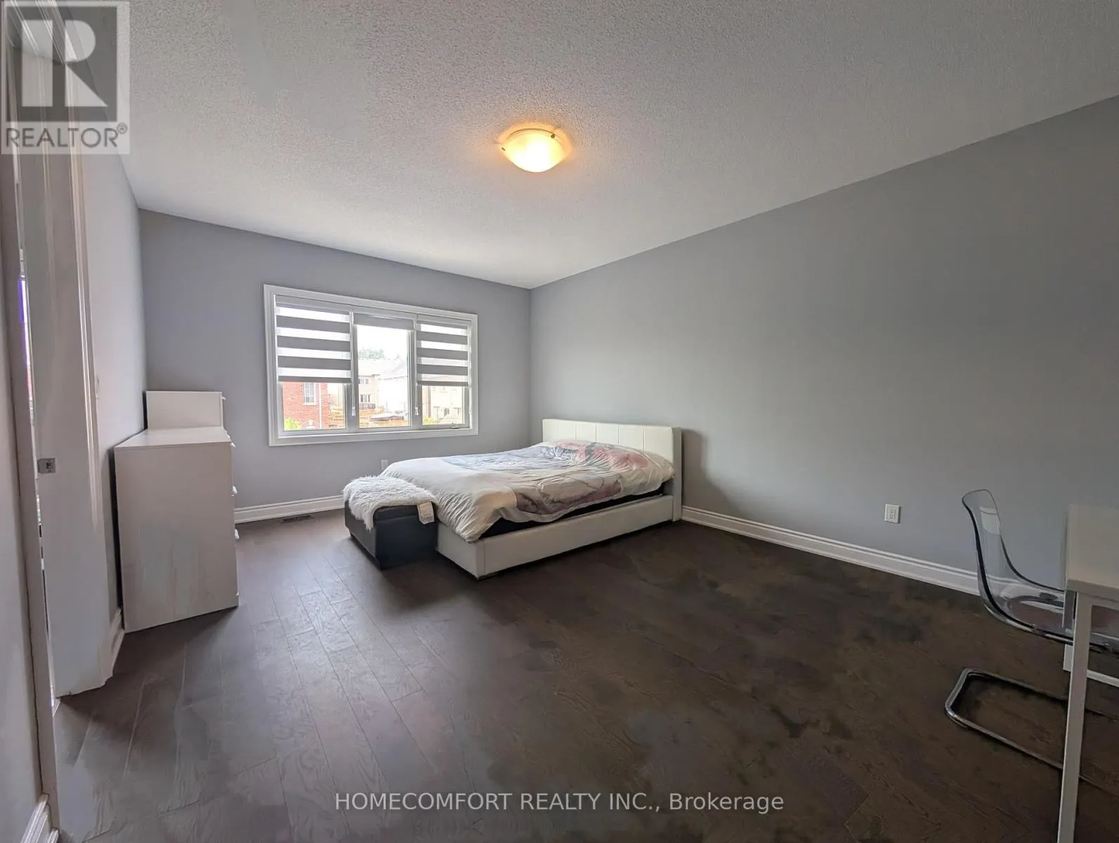 230 PARADELLE DRIVE