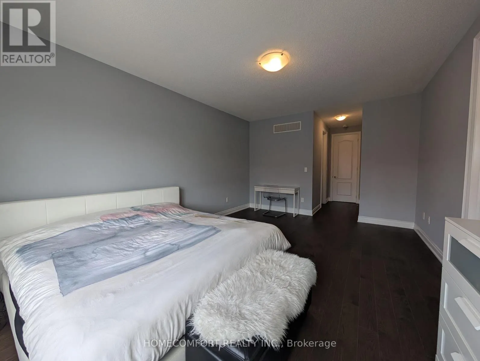 230 PARADELLE DRIVE