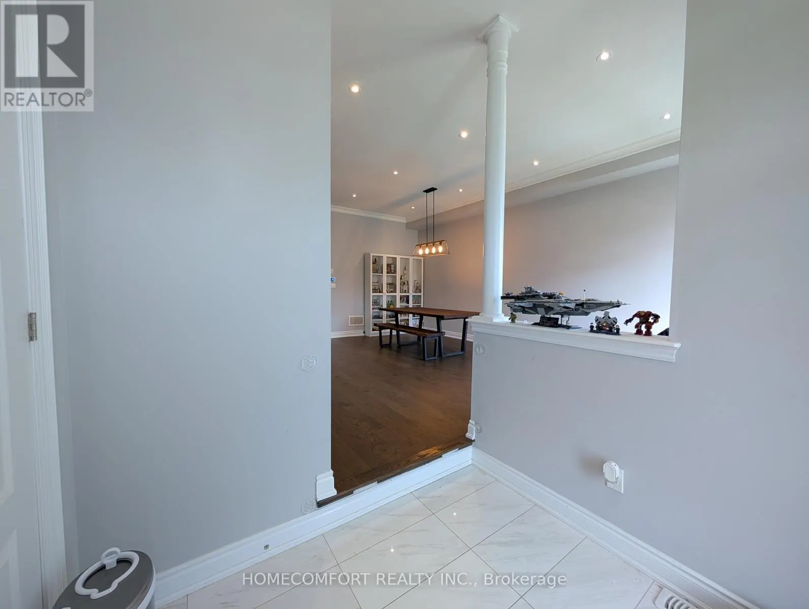 230 PARADELLE DRIVE