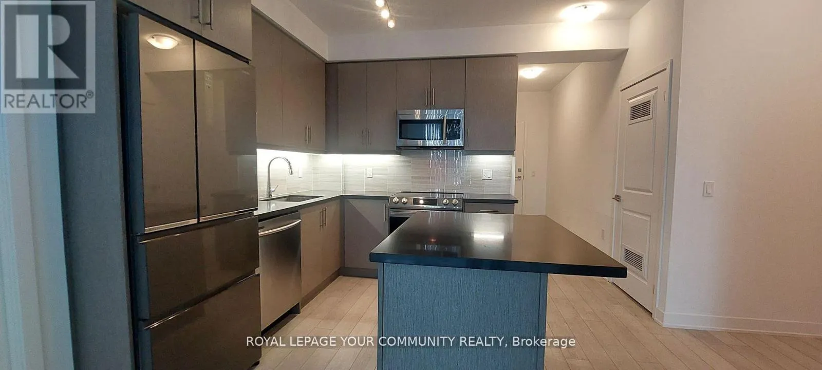 1212 - 75 ONEIDA CRESCENT