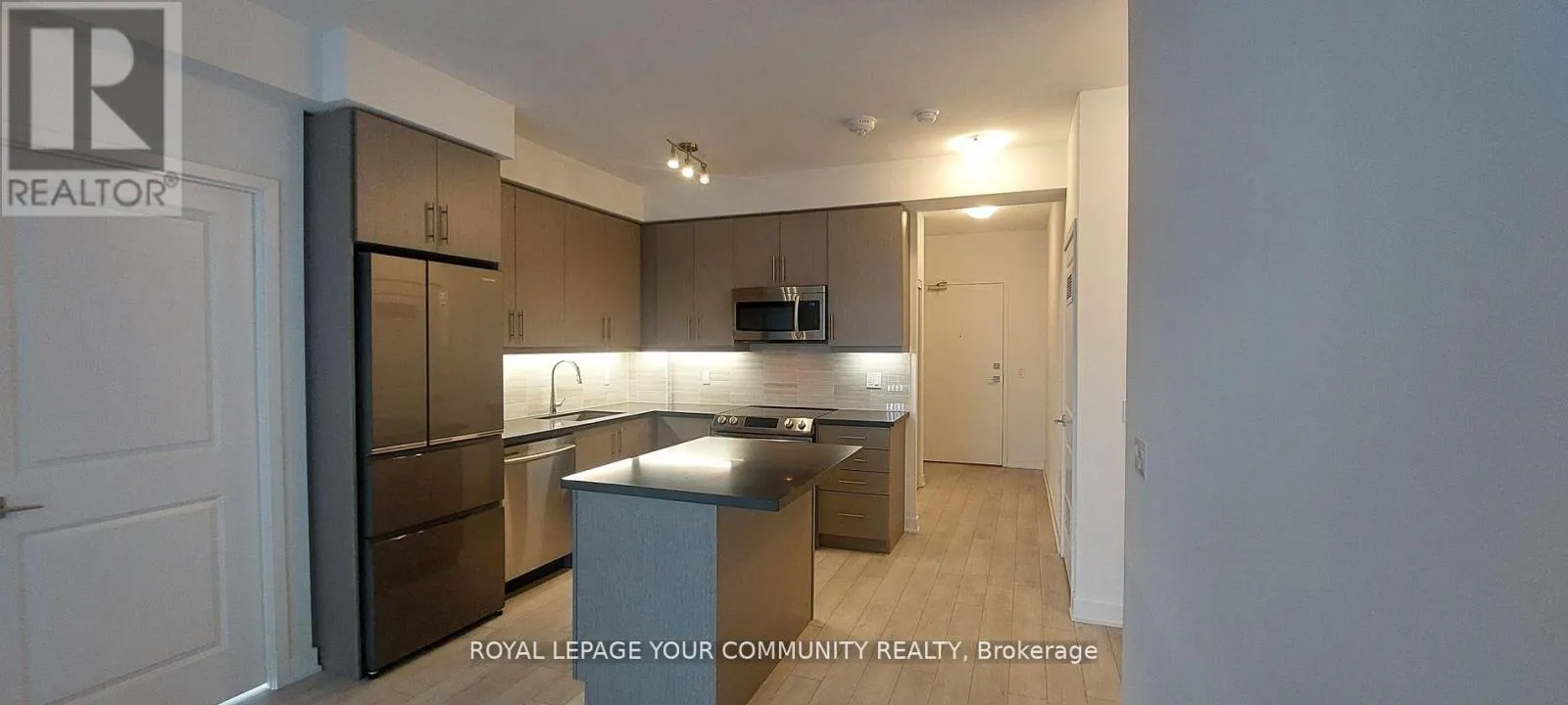 1212 - 75 ONEIDA CRESCENT