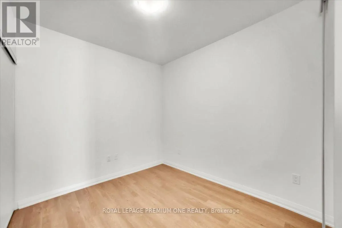 2102 - 8960 JANE STREET