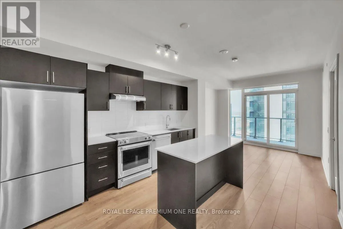 2102 - 8960 JANE STREET