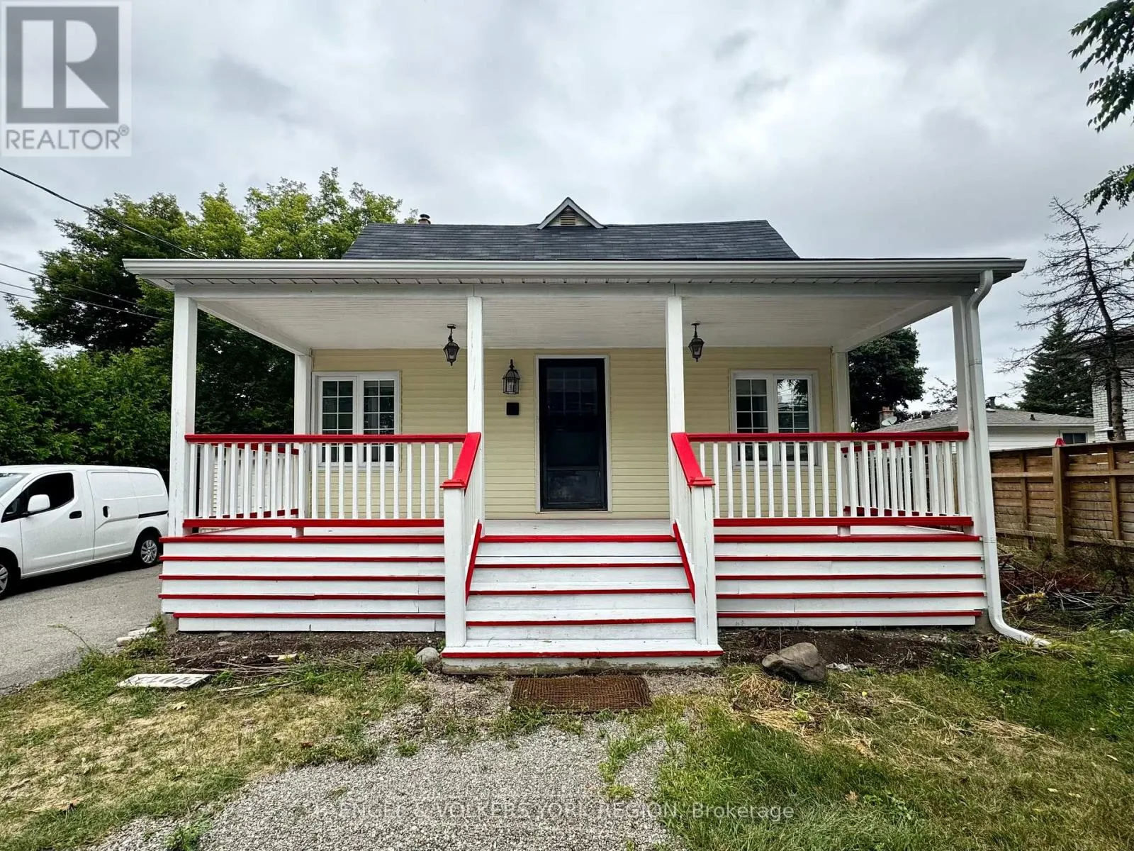 MAIN - 185 RUMBLE AVENUE
