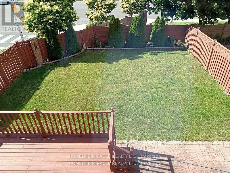 2 NESSIE STREET