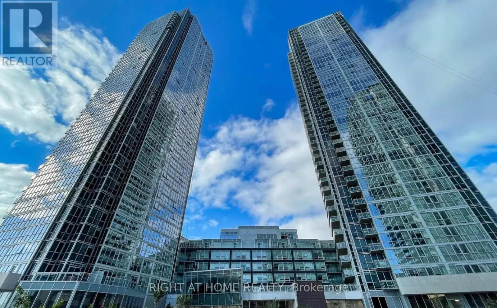 411 - 2916 HIGHWAY 7 ROAD W