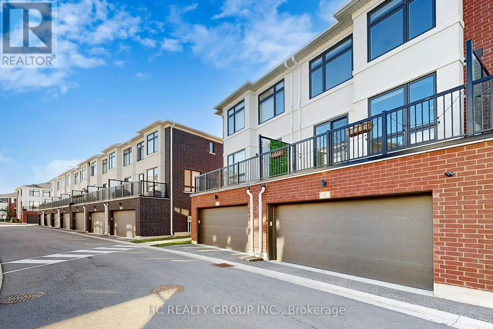 31 THOMAS ARMSTRONG LANE