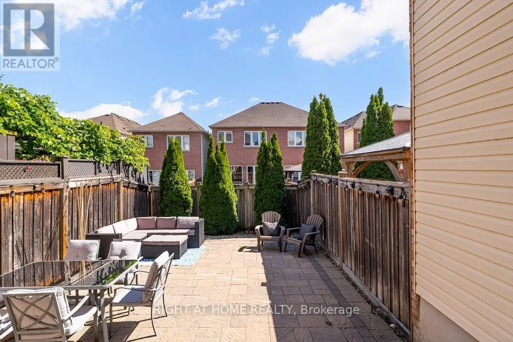 35 BRAHM COURT