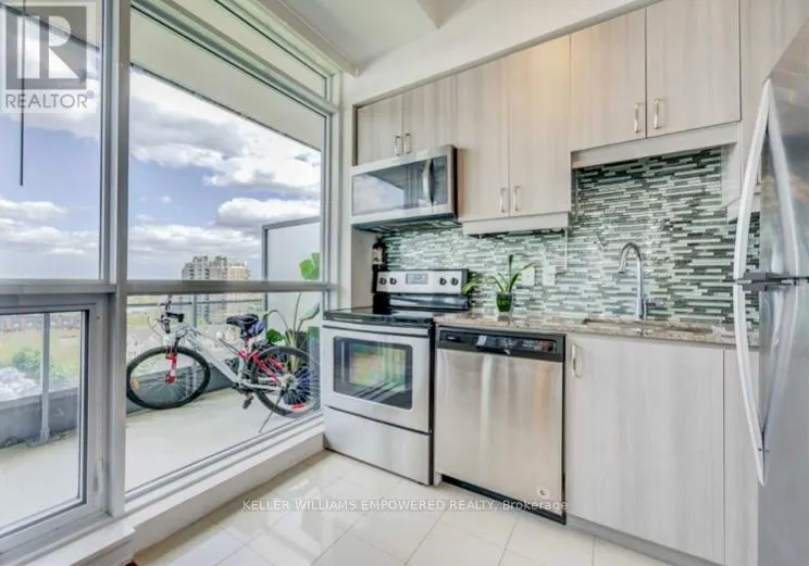 812 - 9199 YONGE STREET