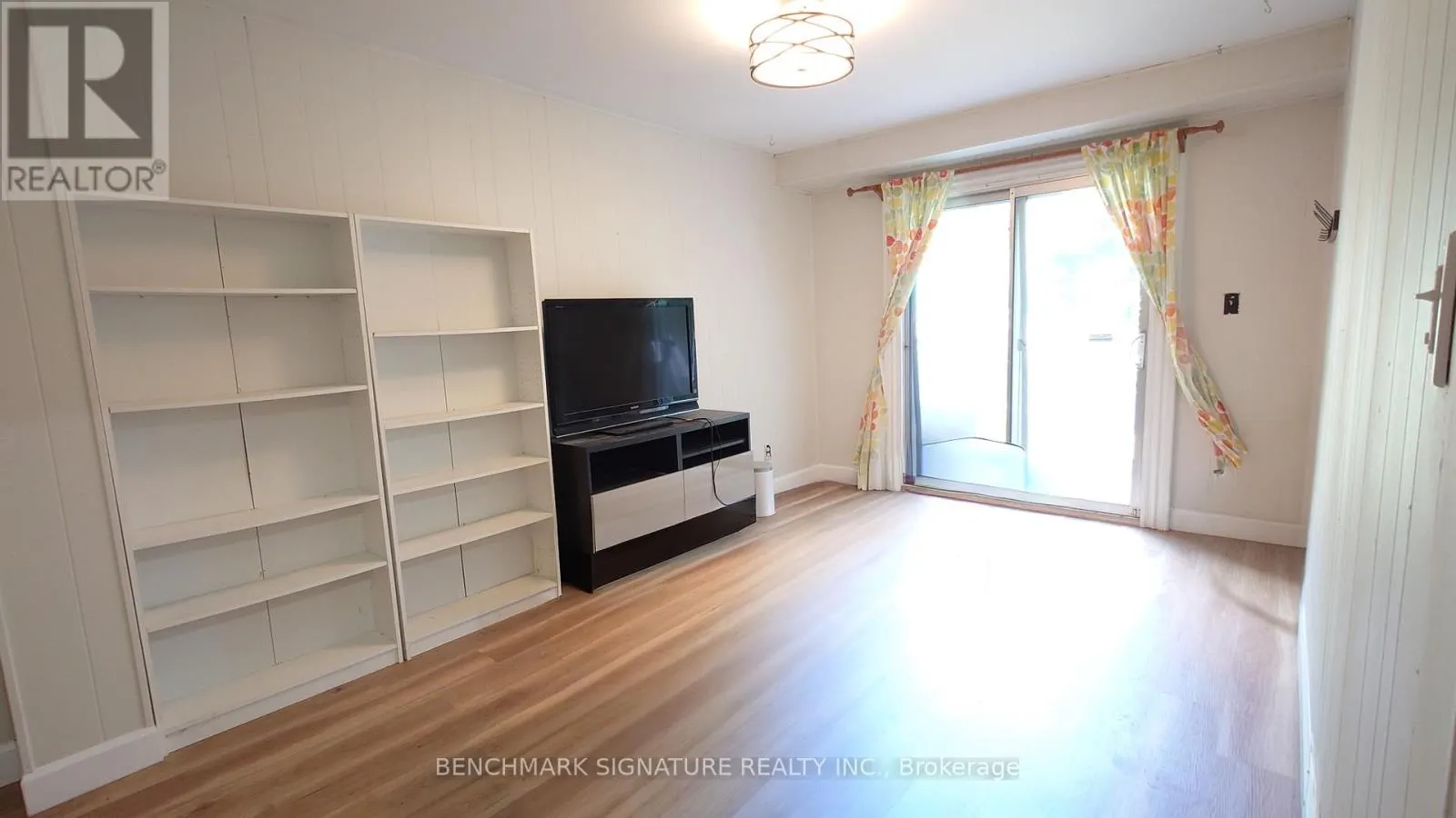BSMT - 172 SIMONSTON BOULEVARD