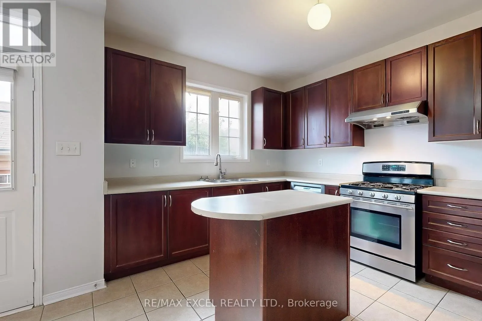35 CARDREW STREET