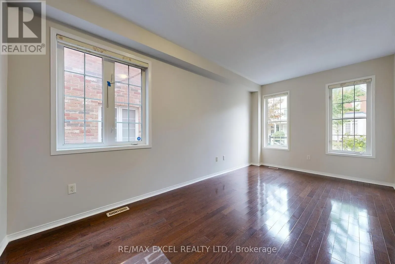 35 CARDREW STREET