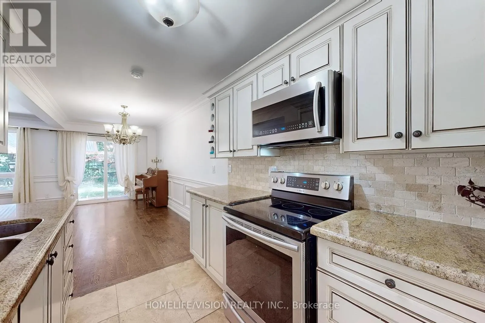 210 CASTLE ROCK DRIVE
