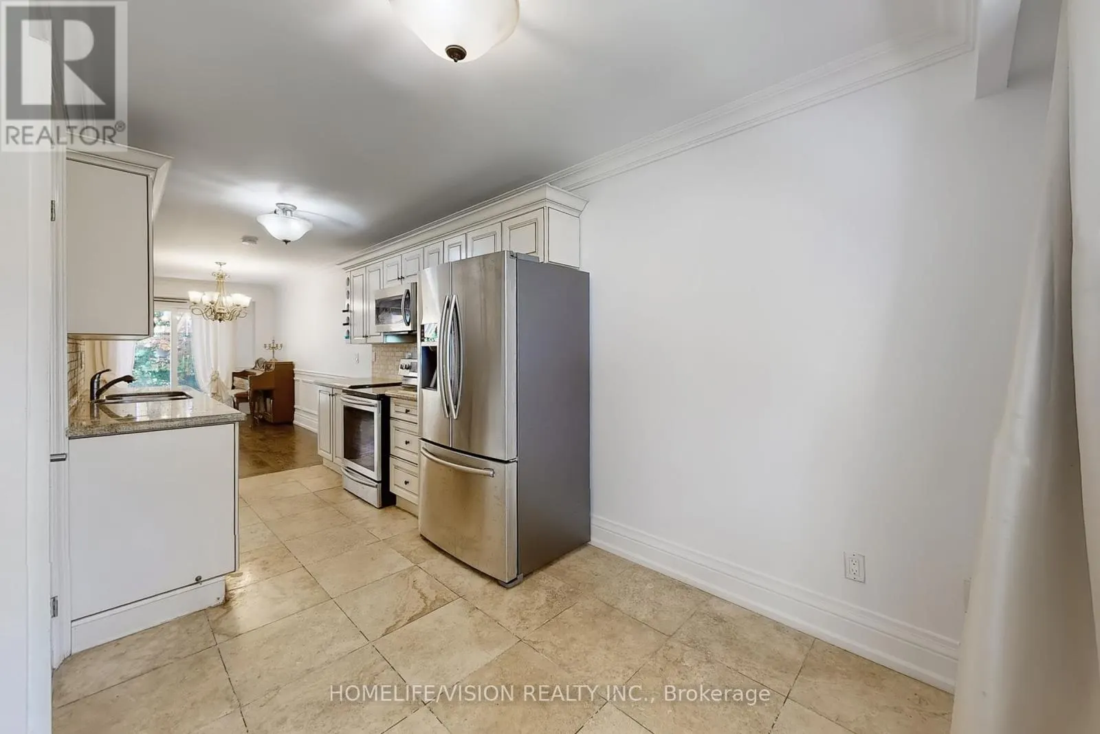 210 CASTLE ROCK DRIVE