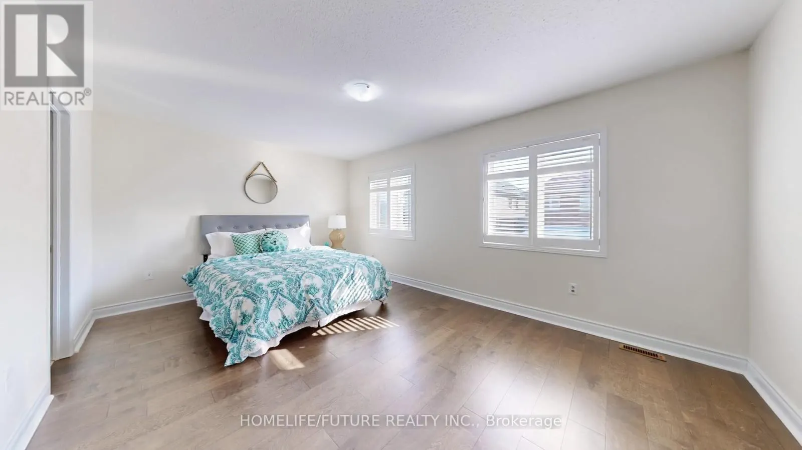 105 LAHORE CRESCENT
