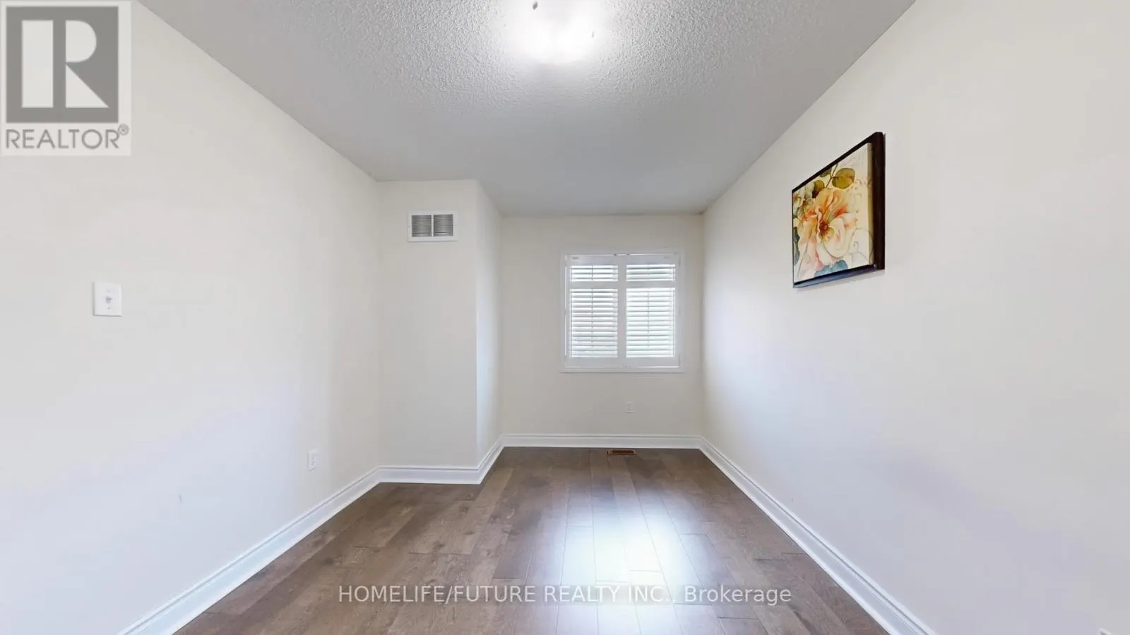 105 LAHORE CRESCENT