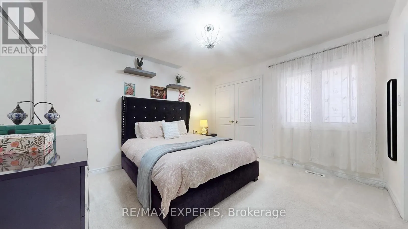 1488 TOMKINS ROAD
