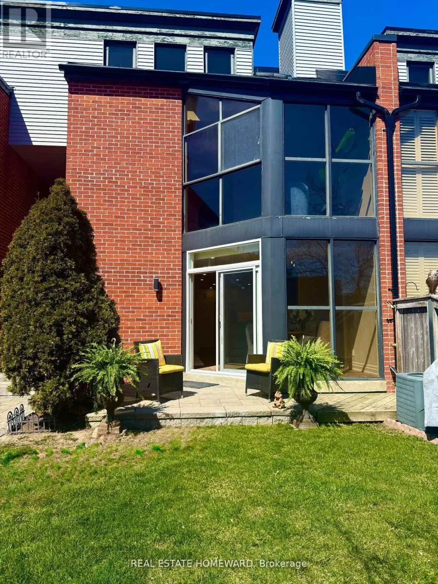 TH10 - 100 ARBORS LANE