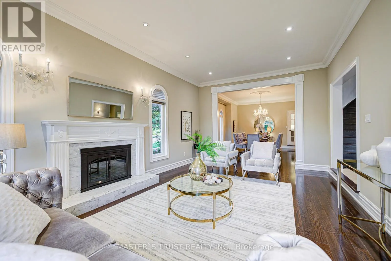 2 LYTTON BOULEVARD