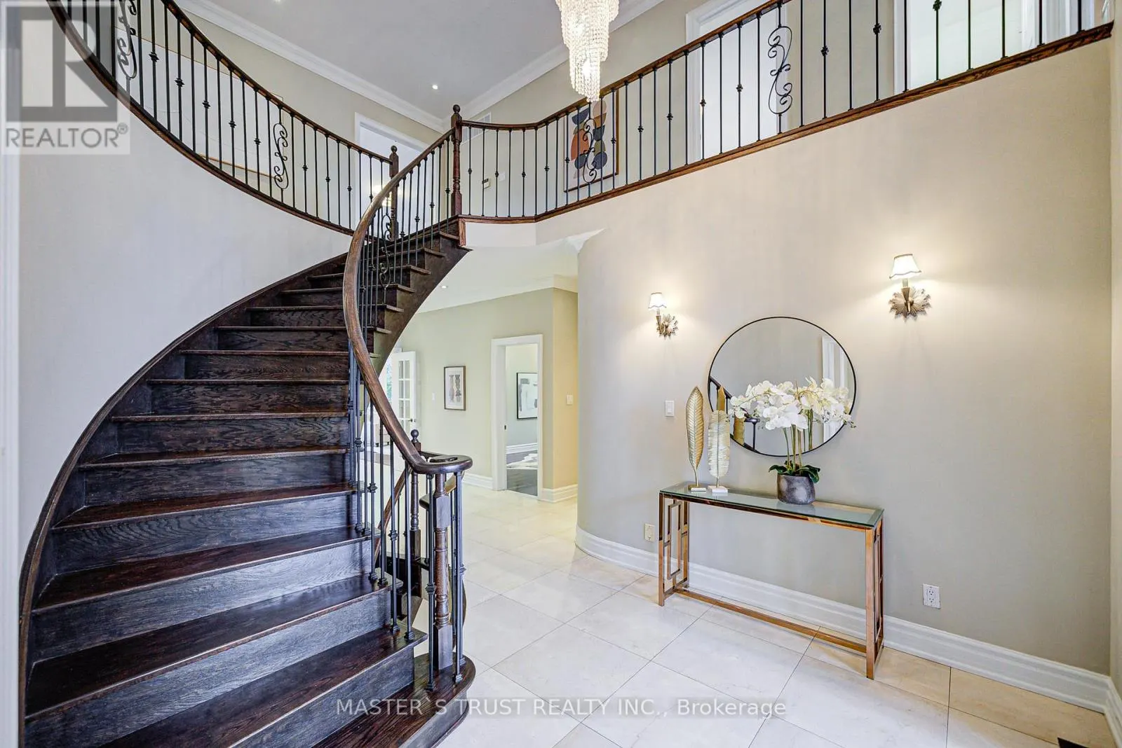 2 LYTTON BOULEVARD