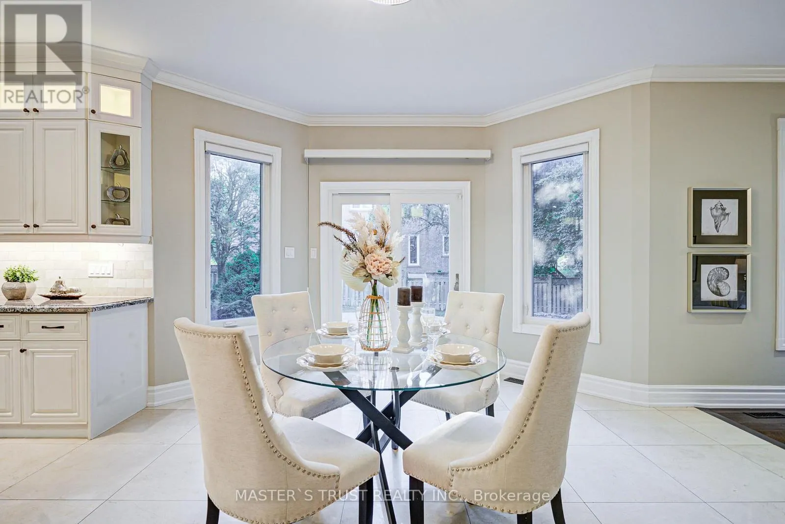 2 LYTTON BOULEVARD