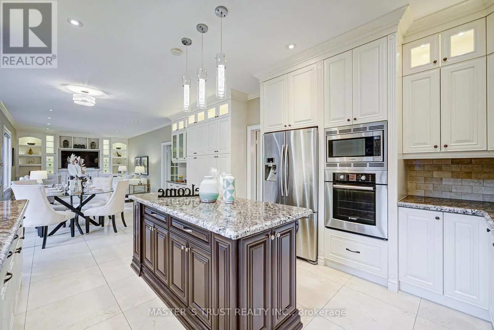2 LYTTON BOULEVARD