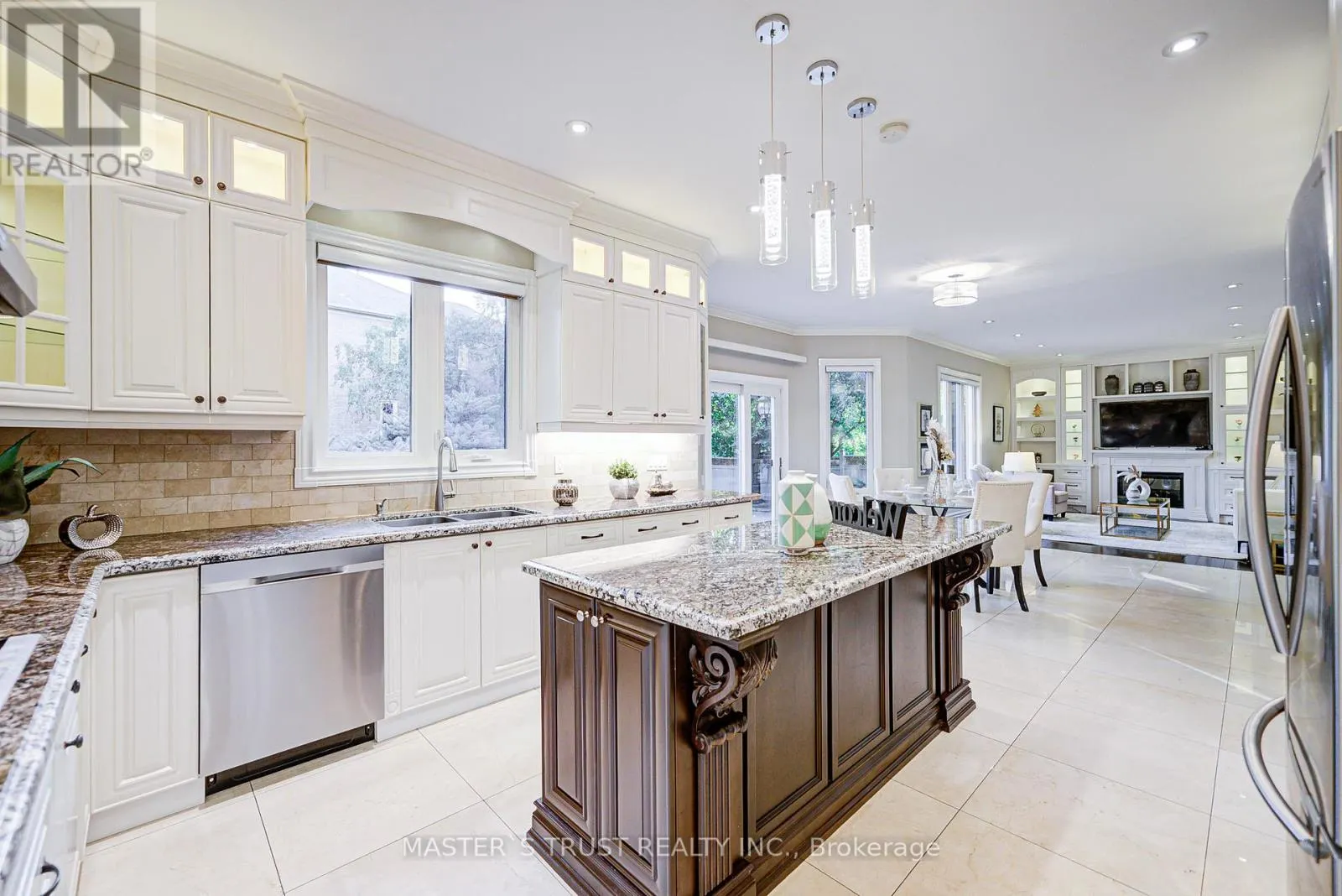 2 LYTTON BOULEVARD