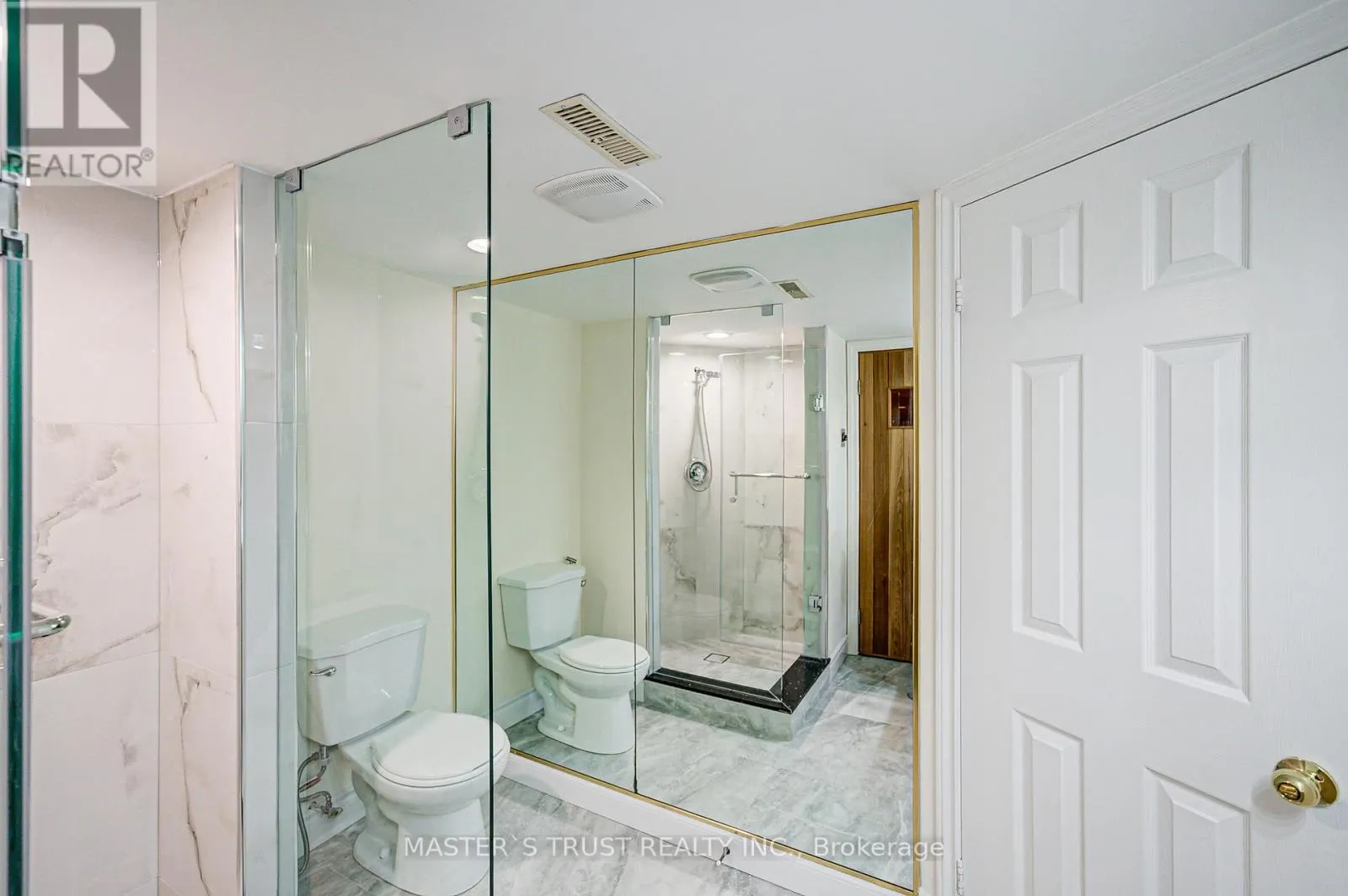 2 LYTTON BOULEVARD