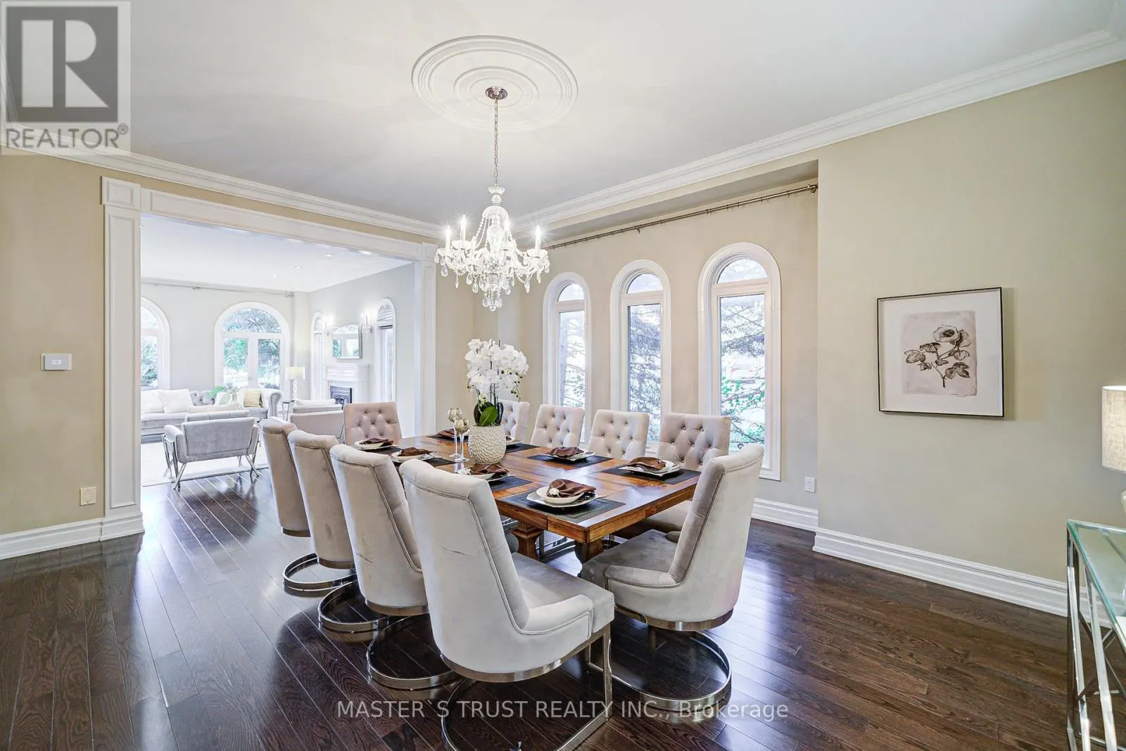 2 LYTTON BOULEVARD