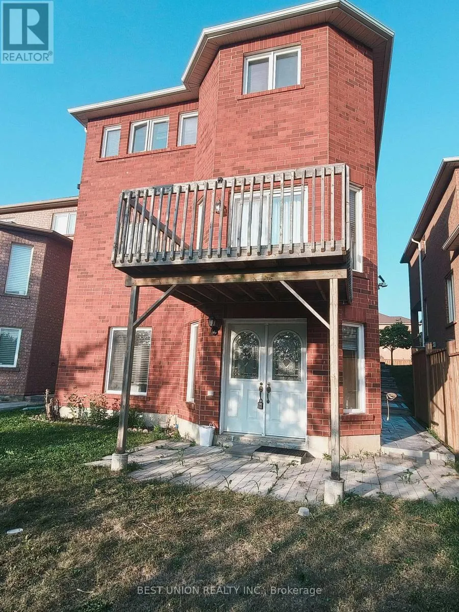 UPPER - 64 MANORHEIGHTS STREET